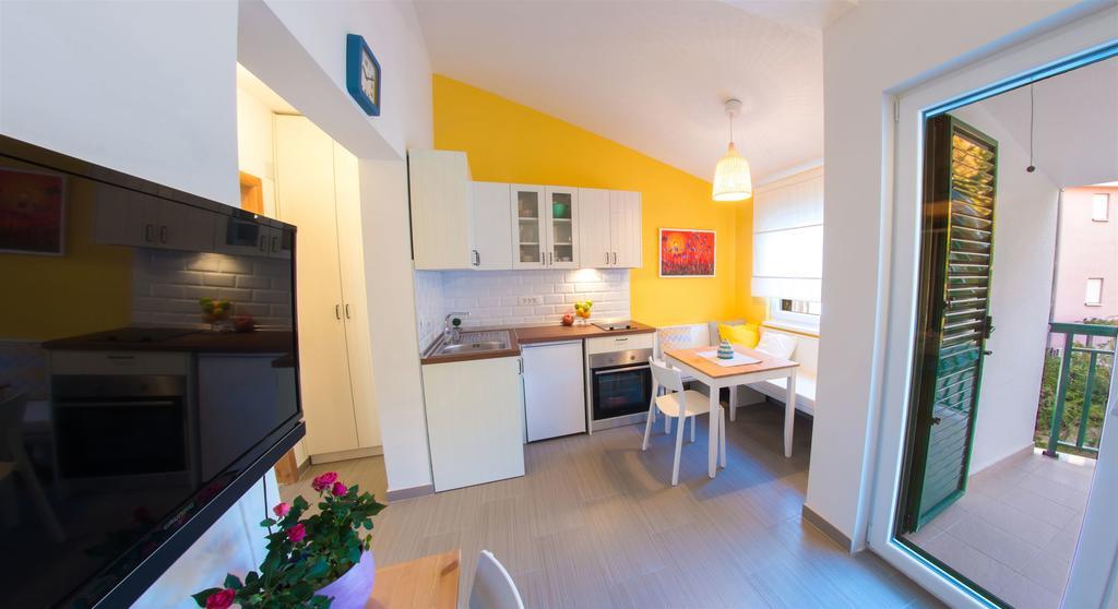 Apartments Denis Клек Екстер'єр фото
